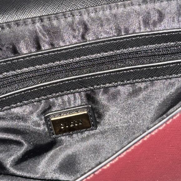 Guess Los Angeles Kaito Flap Crossbody Purse Women Wine Black Adjustable Strap - Picture 6 of 6